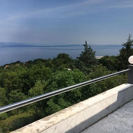 Luxury With Private Pool And 2 Bedrooms In Bay View *