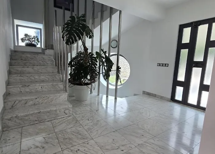 Luxury With Private Pool And 2 Bedrooms In Bay View Apartment