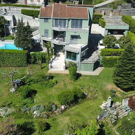 Apartment Luxury With Private Pool And 2 Bedrooms In Bay View